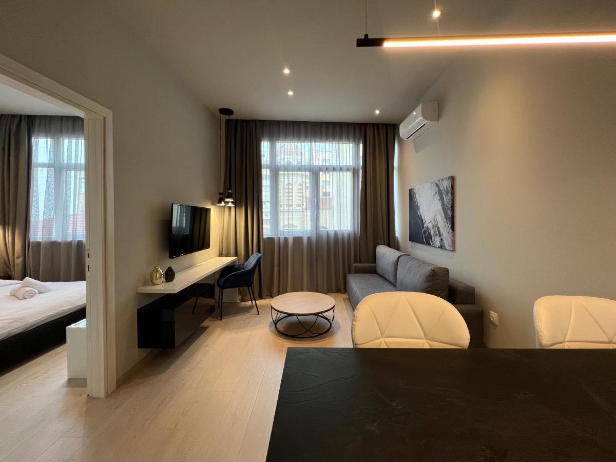 Aura F24 By Halu! - Vibrant Neighbourhood Apartament *