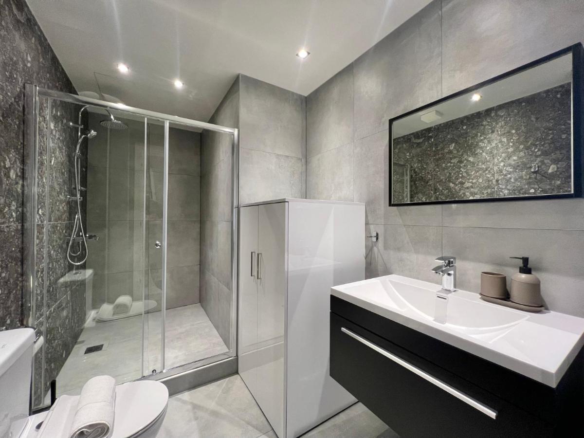 Apartament Aura F24 By Halu! - Vibrant Neighbourhood